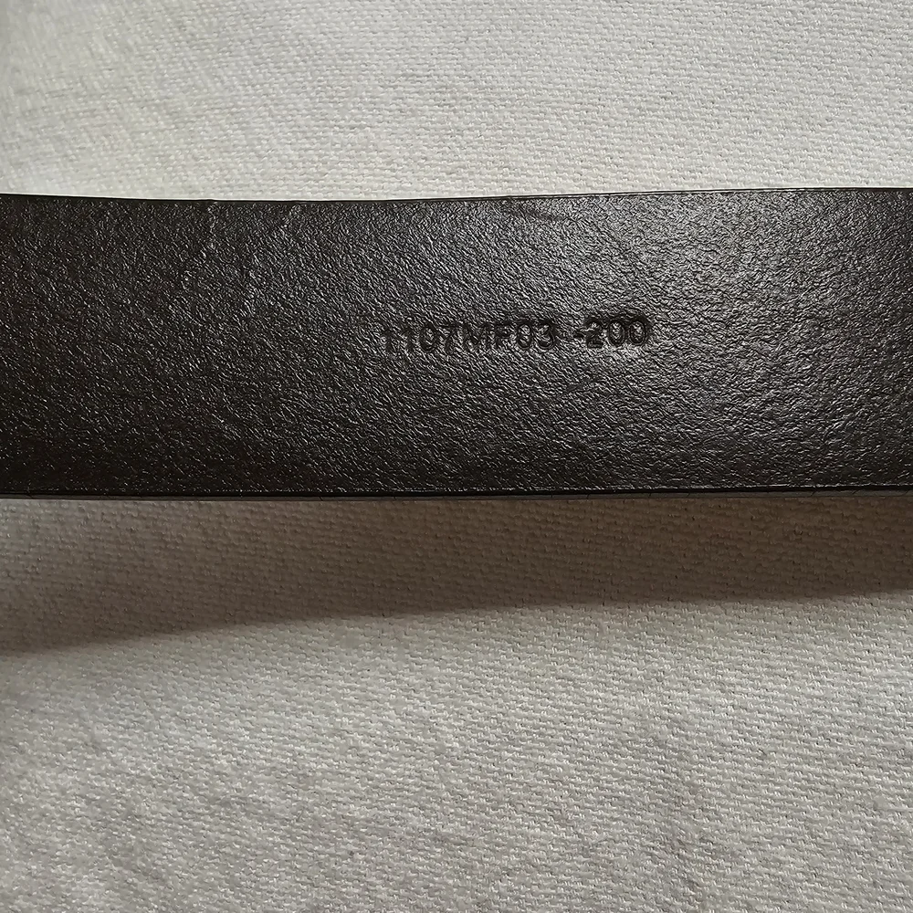 Elegant Dark Brown Leather‎ Belt with Silver Buckle